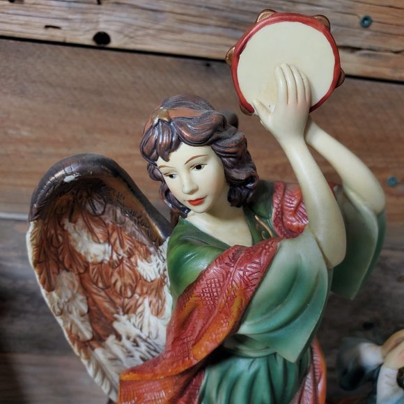 Grandeur Noel Collectible Porcelain Angel Set - Picture 7 of 12